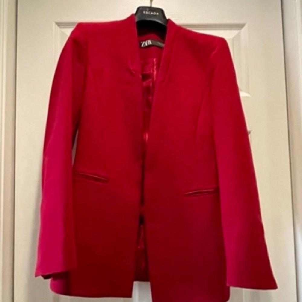 ZARA LAPELLESS FITTED BLAZER